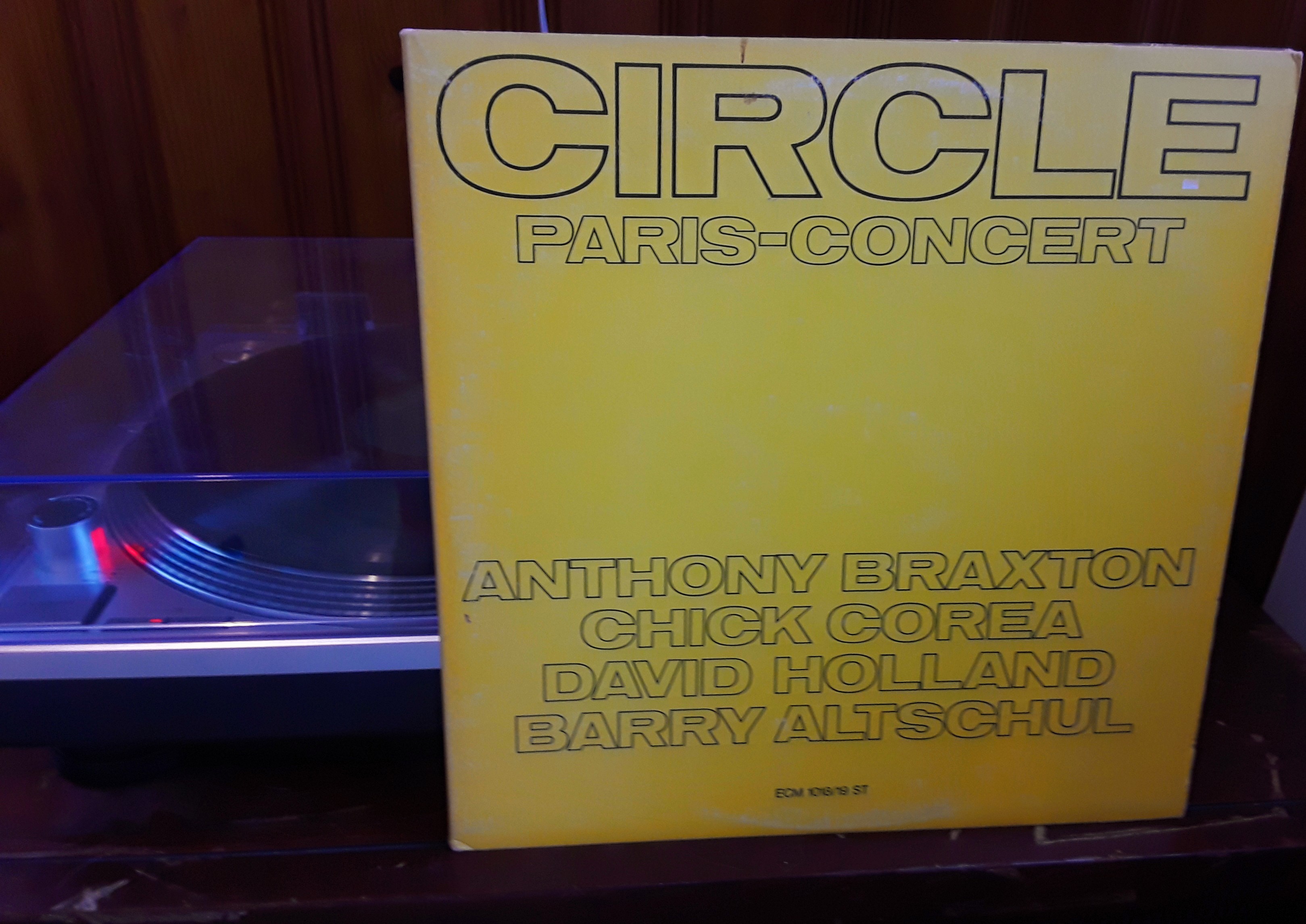 Record Shopping at Home: Circle's Paris-Concert – The Turnaround